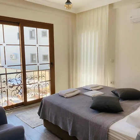 Meryi Oeluedeniz Villa Fethiye
